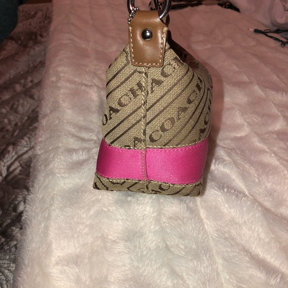 Small brown coach purse with a hot pink strip - Picture 6 of 7